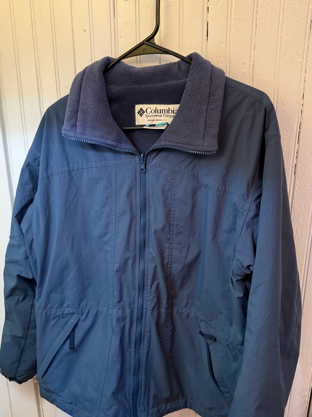 Columbia Navy Blue Ski & Snow Jacket